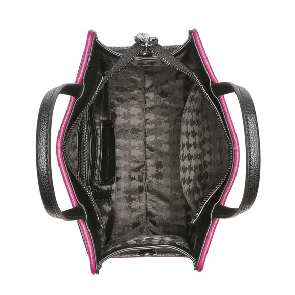 KARL LAGERFELD PARIS MAYBELLE SATCHEL
KARL LETTERS Authentic - Picture 7 of 7